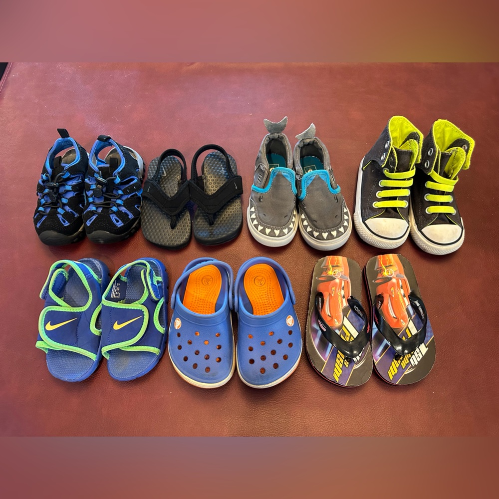 Toddler shoes!